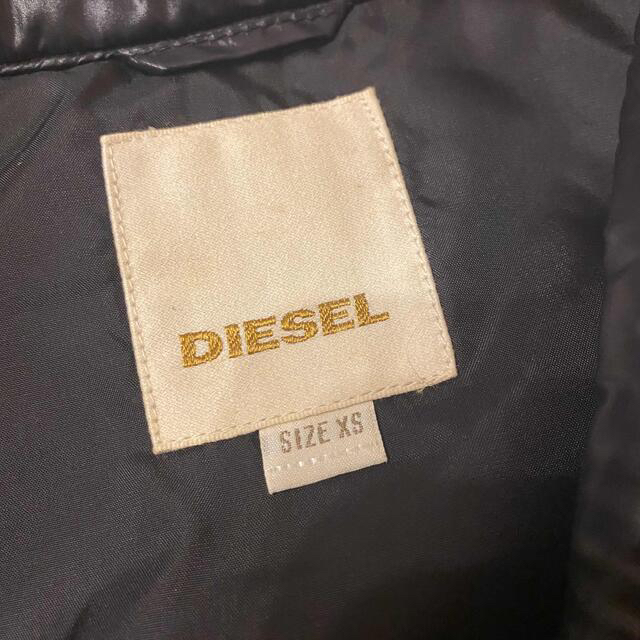 DIESEL(ディーゼル)のdiesel レディース ダウンベスト レディースのジャケット/アウター(ダウンベスト)の商品写真