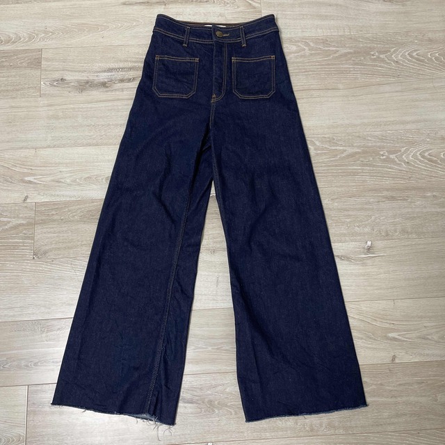 ZARA - ZARA パッチポケットマリンストレートジーンズ 36の通販 ZARA - ZARA パッチポケットマリンストレートジーンズ 36の通販