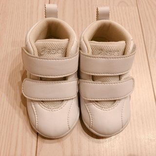 アシックス(asics)の【美品】アシックス  asics SUKUSUKU ホワイト 12cm(スニーカー)