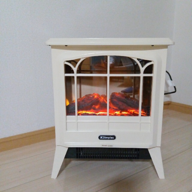 高評価新品 コストコ 暖炉型ヒーター(小)の通販 by マロン's shop