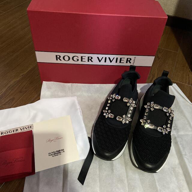 ROGER VIVIER(ロジェヴィヴィエ)のロジェヴィヴィエ☆ヴィヴラン☆37ブラック レディースの靴/シューズ(スニーカー)の商品写真