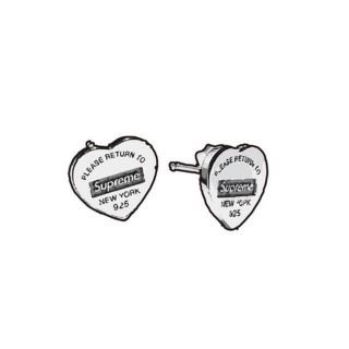 ティファニー(Tiffany & Co.)のSupreme/Tiffany Heart Tag Stud Earrings(ピアス(両耳用))