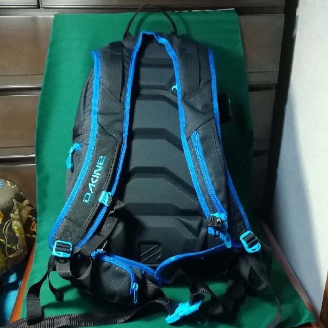 【未使用】ダカイン Dakine Heli Pro DLX 20L 1