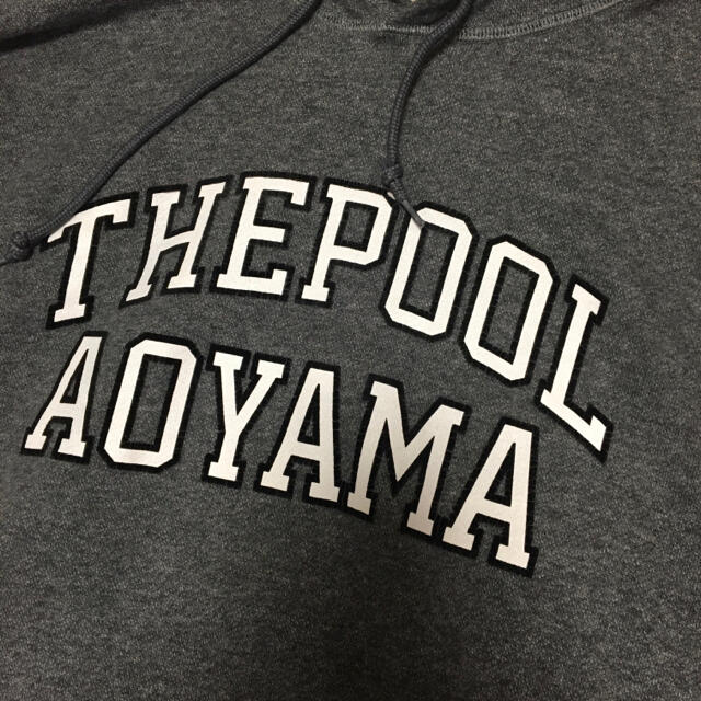 美品　The pool aoyama パーカー  サイズ　L 1