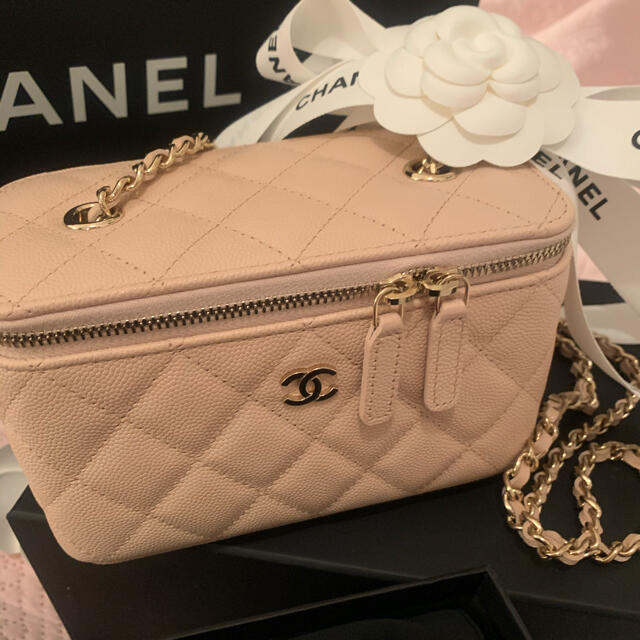 CHANEL 2021AWバニティピンクベージュ バック❤️未使用 | フリマアプリ ラクマ