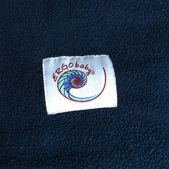 Ergobaby(エルゴベビー)のエルゴ　抱っこ紐用　防寒カバー キッズ/ベビー/マタニティの外出/移動用品(抱っこひも/おんぶひも)の商品写真