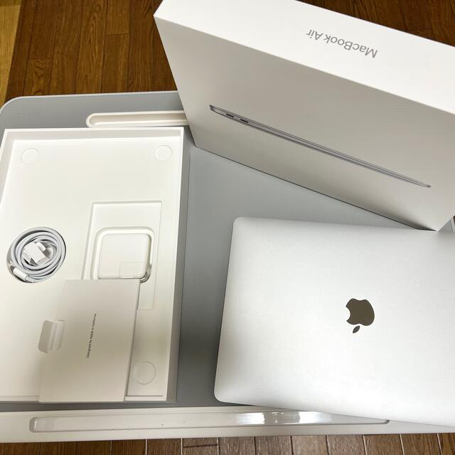 Mac (Apple)(マック)のM1チップ搭載 MacBook Air 16GBメモリ 1TB SSD シルバー スマホ/家電/カメラのPC/タブレット(ノートPC)の商品写真