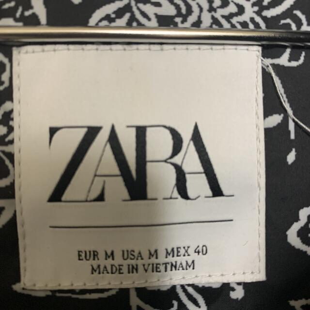 ZARA ザラ バンダナ柄 ペイズリー柄 ダウン パフジャケット M ZARA ザラ バンダナ柄 ペイズリー柄 ダウン パフジャケット M