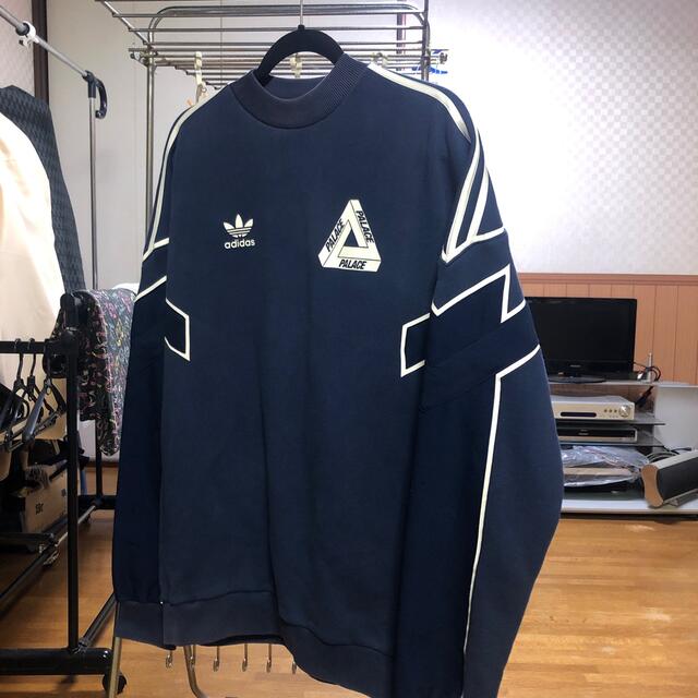 adidas palaceトップス