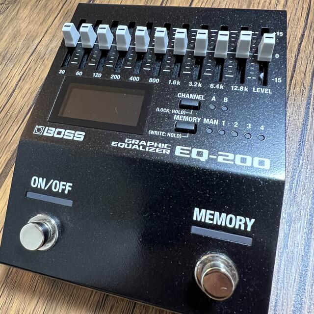 BOSS EQ-200