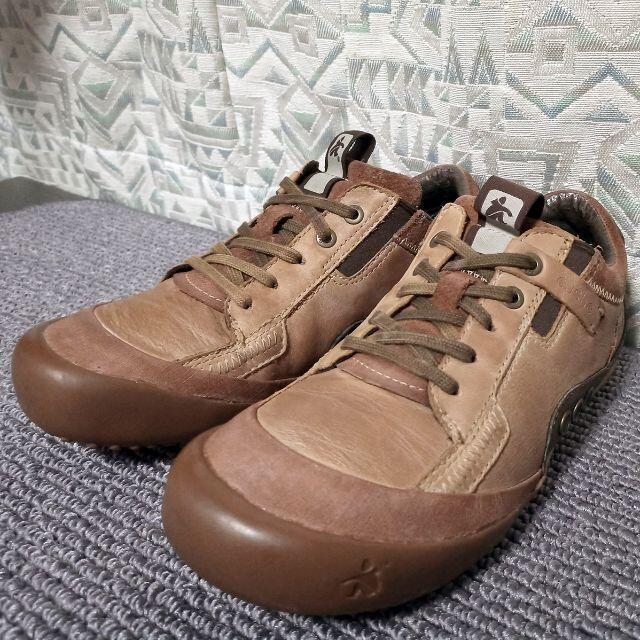 Cushe Footwear(クッシーフットウェア)のcushe DUOLOGUE UM00212 TAN 本革 26.5 メンズの靴/シューズ(ブーツ)の商品写真