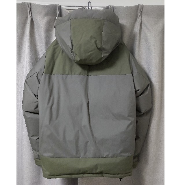 F.C.R.B.(エフシーアールビー)のFCRB DOWN BENCH PARKA ダウンジャケット メンズのジャケット/アウター(ダウンジャケット)の商品写真