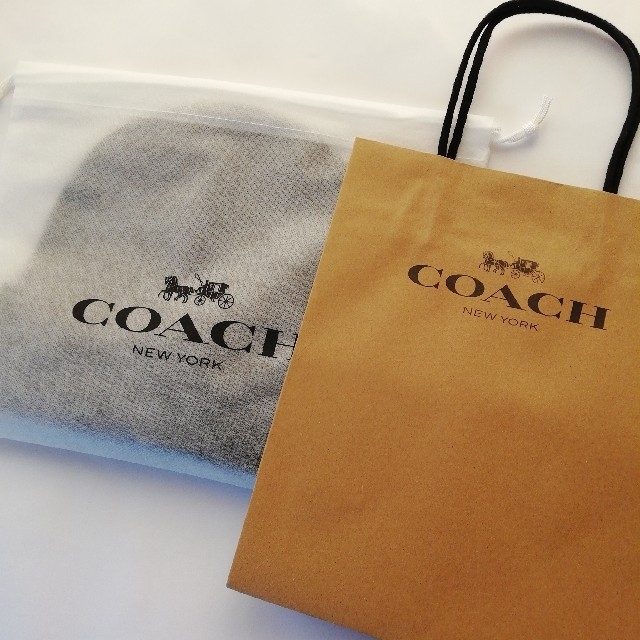 COACH(コーチ)の正規直営店購入　コーチ　ウール　ニット帽　ビーニー　新品、袋付き　黒 メンズの帽子(ニット帽/ビーニー)の商品写真