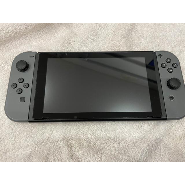 Nintendo Switch(ニンテンドースイッチ)のNintendo Switch グレー 本体　初期型 エンタメ/ホビーのゲームソフト/ゲーム機本体(家庭用ゲーム機本体)の商品写真