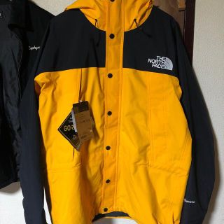 ザノースフェイス(THE NORTH FACE)のノースフェイス　マウンテンライトジャケット　サミットゴールド　Lサイズ　送料込み(マウンテンパーカー)