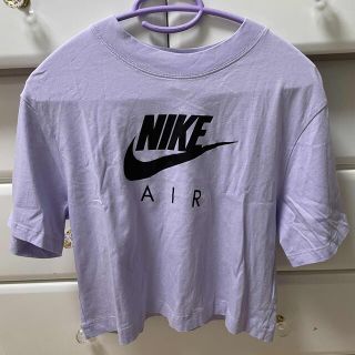 ナイキ(NIKE)のNIKE ショート丈Tシャツ(Tシャツ(半袖/袖なし))