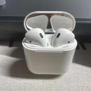 アップル(Apple)のAirPods(ヘッドフォン/イヤフォン)