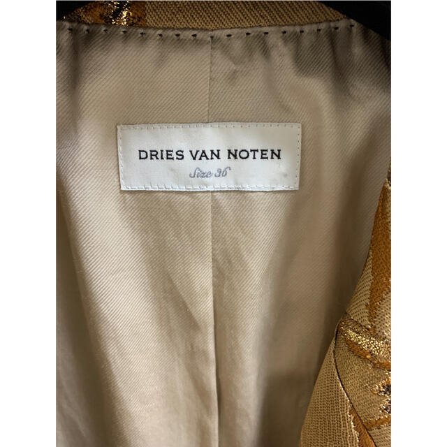 DRIES VAN NOTEN(ドリスヴァンノッテン)の18AW DRIES VAN NOTEN runway コート レディースのジャケット/アウター(ロングコート)の商品写真