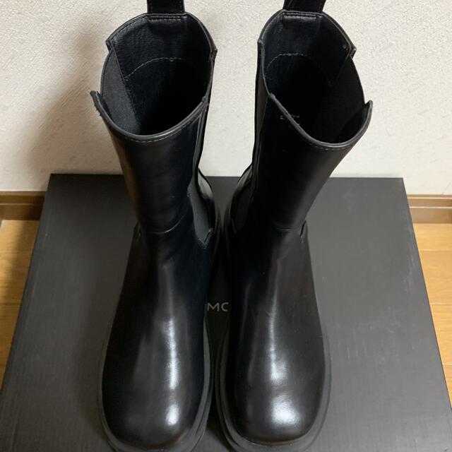 EMODA(エモダ)のEMODA サイドゴアブーツ Sサイズ レディースの靴/シューズ(ブーツ)の商品写真
