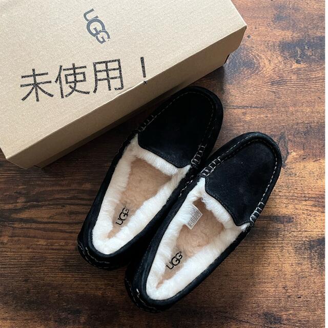 Ugg　モカシン　スリッポン　ブラック