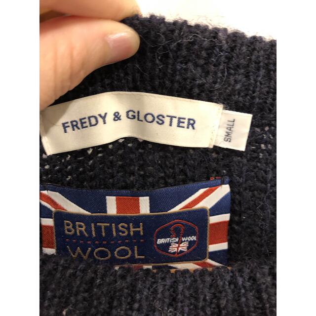 FREDY & GLOSTER(フレディアンドグロスター)のニット　ネイビー　毛100% メンズのトップス(ニット/セーター)の商品写真