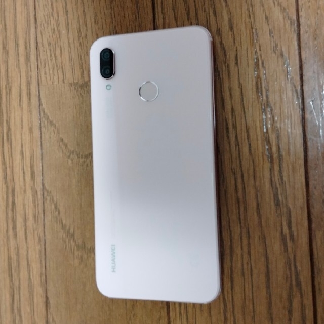 HUAWEI(ファーウェイ)の[美品] HUAWEI P20 lite SIMフリー スマホ/家電/カメラのスマートフォン/携帯電話(スマートフォン本体)の商品写真