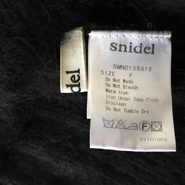 SNIDEL(スナイデル)のsnidel♡アンゴラ混ビジューワンピ レディースのワンピース(ミニワンピース)の商品写真