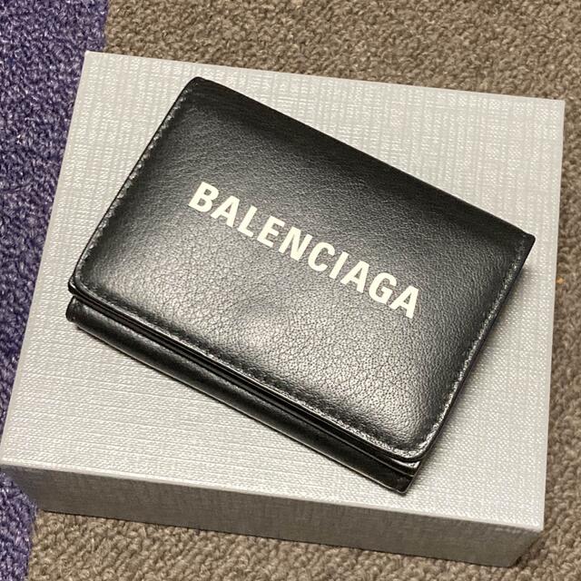 美品✨BALENCIAGA　エブリデイ　三つ折り財布　グリッターレザー　黒グレー