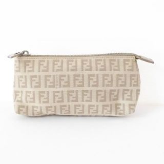 フェンディ(FENDI)のFENDI(フェンディ) ポーチ ズッカ柄 7N0037(ポーチ)