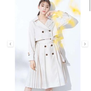 ジルバイジルスチュアート(JILL by JILLSTUART)の〈新品未使用〉サイドプリーツトレンチコート(トレンチコート)