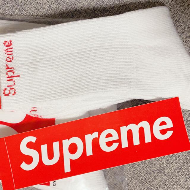 Supreme(シュプリーム)のsupreme ソックス一足　週末セール メンズのレッグウェア(ソックス)の商品写真