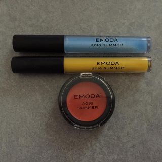 エモダ(EMODA)の美品！EMODAリップとチーク(リップグロス)