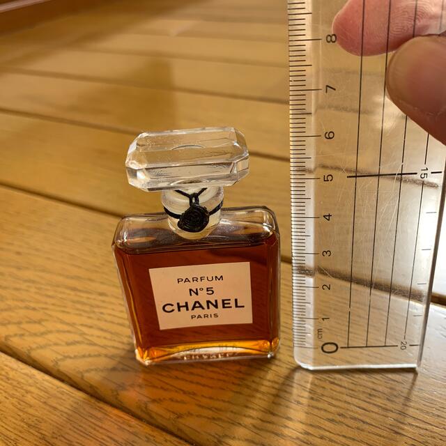 CHANEL(シャネル)のCHANEL  N°5香水瓶 コスメ/美容のボディケア(その他)の商品写真