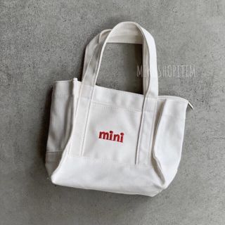 ザラ(ZARA)のキャンバス 2way mini ショルダーバッグ ロゴ  マチ付き ホワイト(ショルダーバッグ)