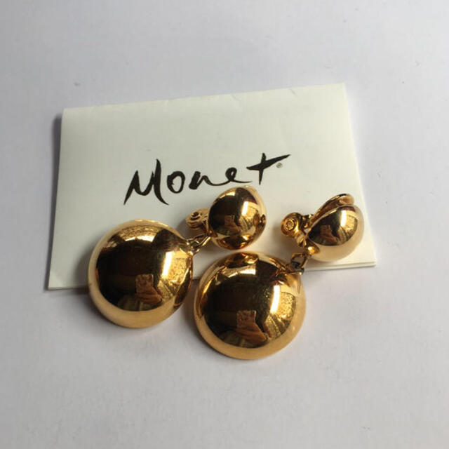 vintage Monet 大振りイヤリング　ゴールド レディースのアクセサリー(イヤリング)の商品写真