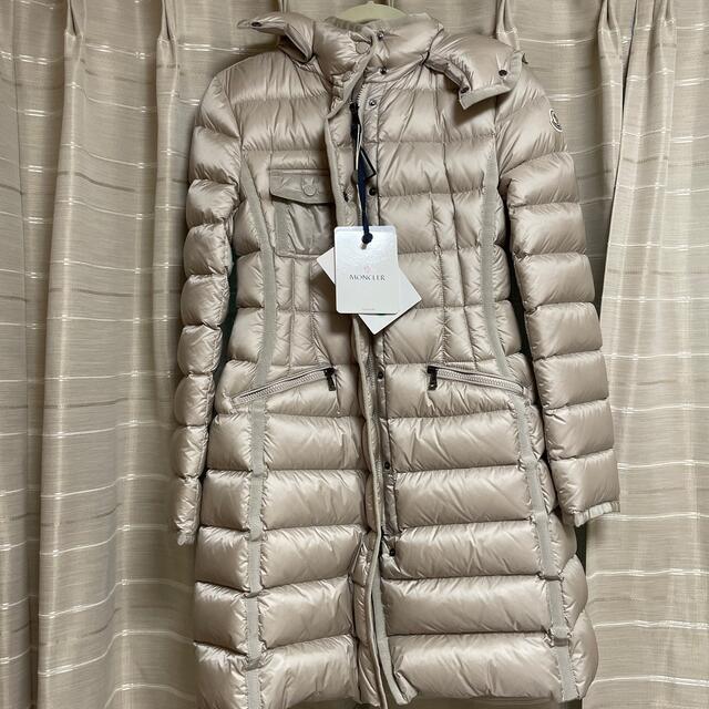 MONCLER(モンクレール)のモンクレール レディースのジャケット/アウター(ダウンジャケット)の商品写真