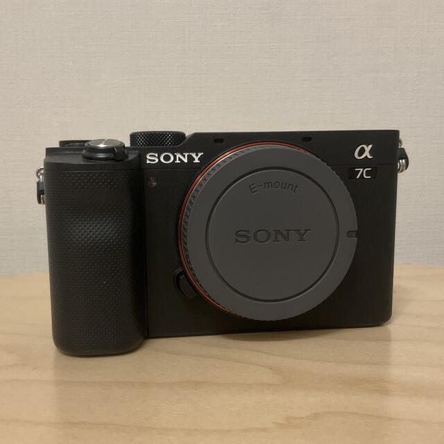 SONY(ソニー)のSONY ソα7C ILCE-7C ブラック フルサイズ ミラーレス一眼 ボディ スマホ/家電/カメラのカメラ(ミラーレス一眼)の商品写真