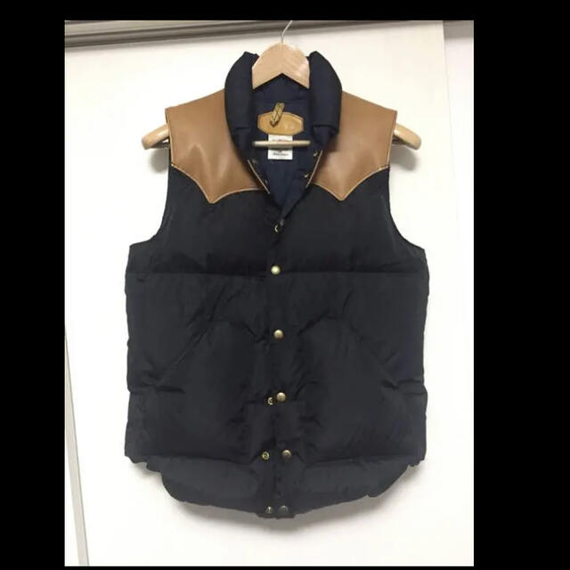 Rocky Mountain Featherbed(ロッキーマウンテンフェザーベッド)のANATOMICA×RMFBed DOWN VEST メンズのジャケット/アウター(ダウンベスト)の商品写真