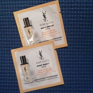 イヴサンローランボーテ(Yves Saint Laurent Beaute)のイヴ・サンローラン　ピュアショット　ナイト セラム　サンプル　2包(美容液)