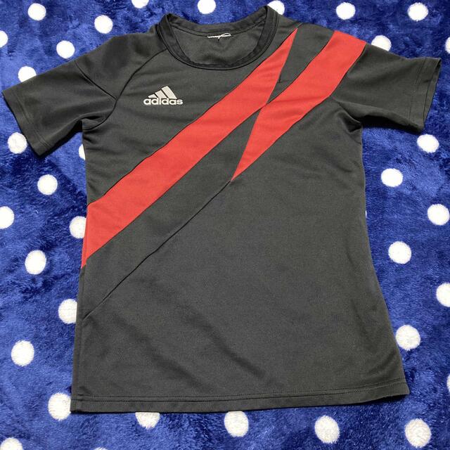 adidas(アディダス)のミルキィ様専用です！アディダス　140 スポーツTシャツ スポーツ/アウトドアのサッカー/フットサル(ウェア)の商品写真