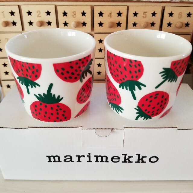 marimekko(マリメッコ)のマリメッコ、マンシッカのフリーカップ インテリア/住まい/日用品のキッチン/食器(グラス/カップ)の商品写真