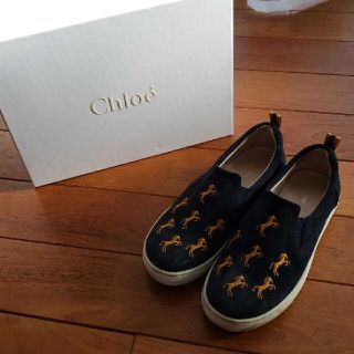 クロエ(Chloe)のクロエ　chloe kids キッズ　ホース柄スリッポン33(スリッポン)