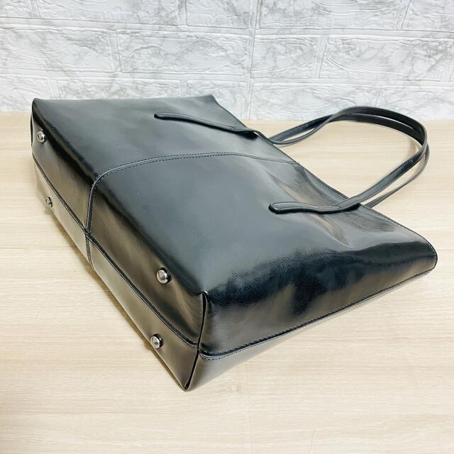 高級 オイルレザー トートバッグ ブラック メンズ レディース 本革 送料無料 レディースのバッグ(トートバッグ)の商品写真