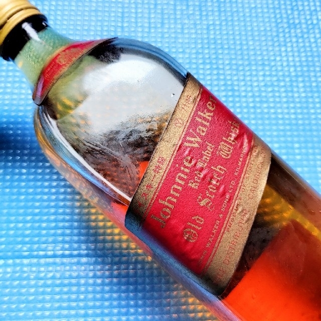 DWG様専用 /ジョニーウォーカー1980 特級 760ml 43% 古酒 食品/飲料/酒の酒(ウイスキー)の商品写真