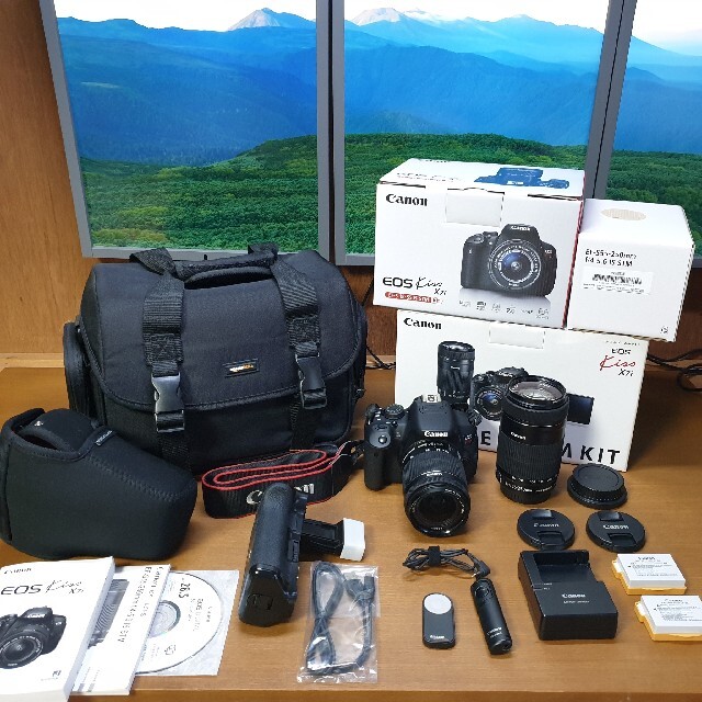 Canon EOS Kiss X7i ダブルズームキット 動作写りOK キレイ 日本最大の ...