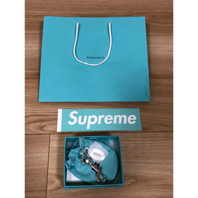 ファッション小物supreme Tiffany キーリング　ステッカー付き