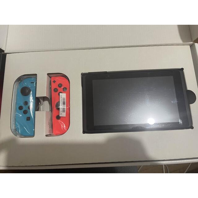 Nintendo Switch(ニンテンドースイッチ)のニンテンドースイッチ　本体 エンタメ/ホビーのゲームソフト/ゲーム機本体(家庭用ゲーム機本体)の商品写真