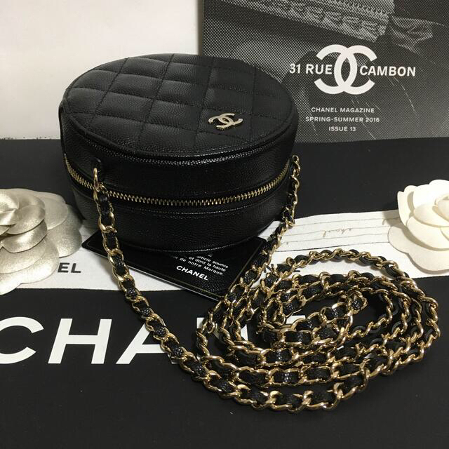 CHANEL - 宴様専用♡新品同様♡シャネル チェーンショルダーバッグ 30