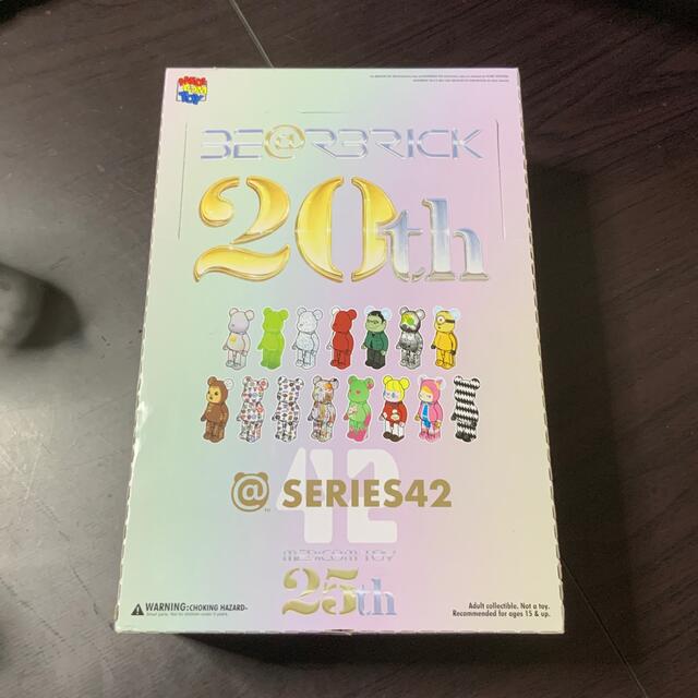 MEDICOM TOY(メディコムトイ)のBE@RBRICK SERIES 42 20th ANNIVERSARY   エンタメ/ホビーのフィギュア(その他)の商品写真