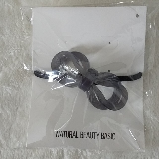 NATURAL BEAUTY BASIC(ナチュラルビューティーベーシック)のNATURAL BEAUTY BASIC ヘアゴム 未開封 レディースのヘアアクセサリー(ヘアゴム/シュシュ)の商品写真